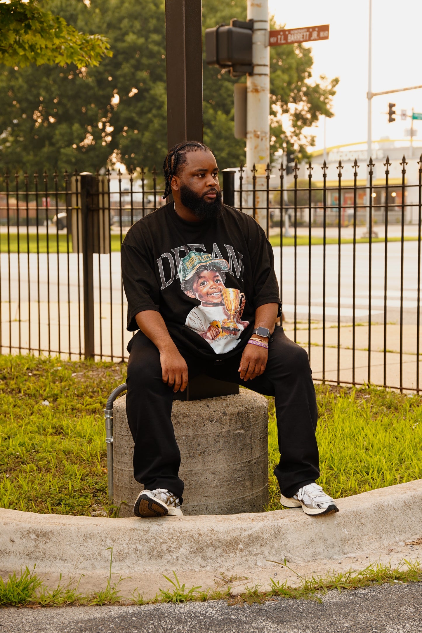 Black Dream Tee - Invest in Yourself